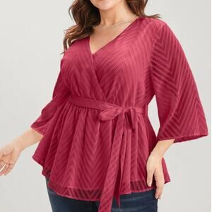 NWT BloomChic Red Geometric Surplice Neck Belted Peplum Top, Sz 18/20 or 2X